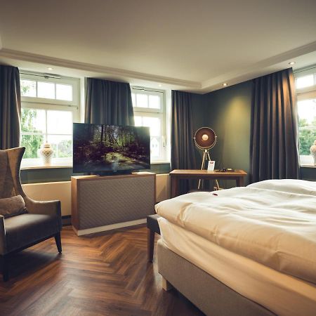ホテル Schlichte Hof Gmbh ビーレフェルト エクステリア 写真
