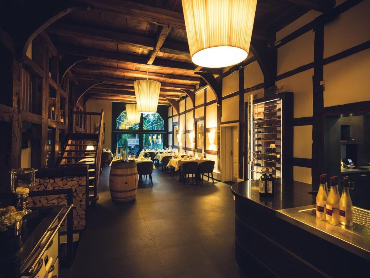 ホテル Schlichte Hof Gmbh ビーレフェルト エクステリア 写真